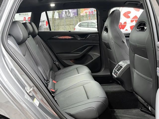 Volkswagen Passat 2.0 TDI DSG R-Line