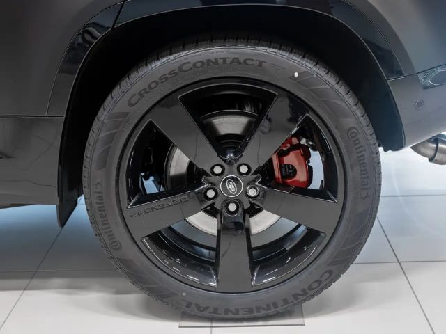 Land Rover Defender 110