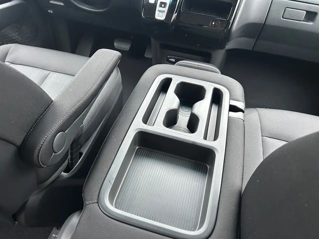 Hyundai Staria Trend