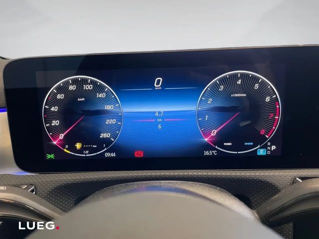 Mercedes-Benz CLA 180 AMG Line Shooting Brake