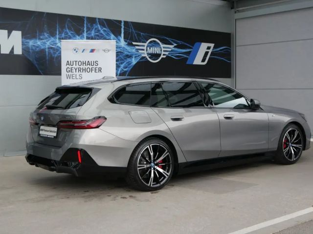 BMW i5 eDrive40