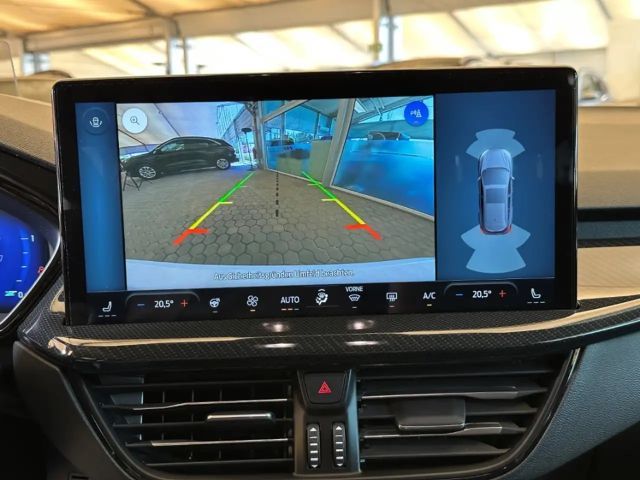 Ford Focus ST Line Wagon