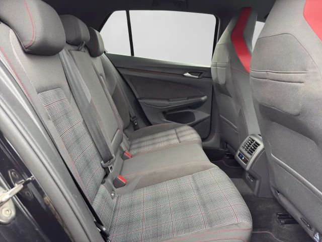 Volkswagen Golf DSG GTI Style