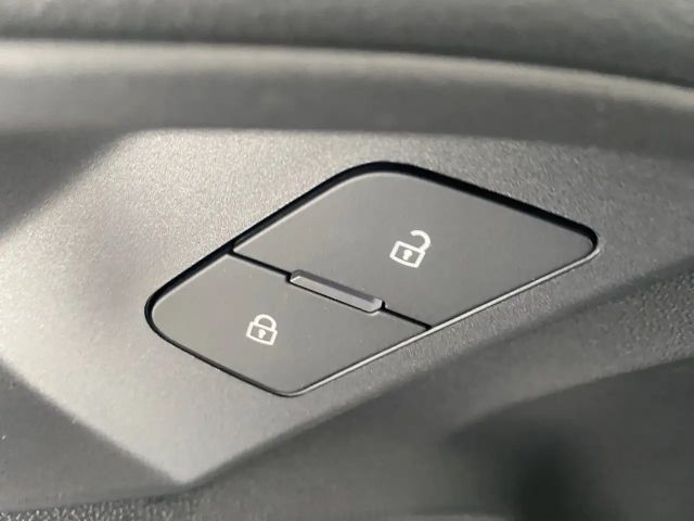 Audi A3 30 TFSI Sedan