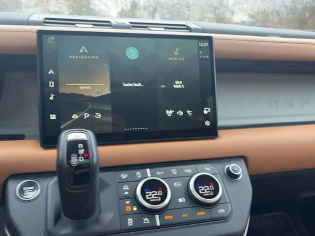 Land Rover Defender D300