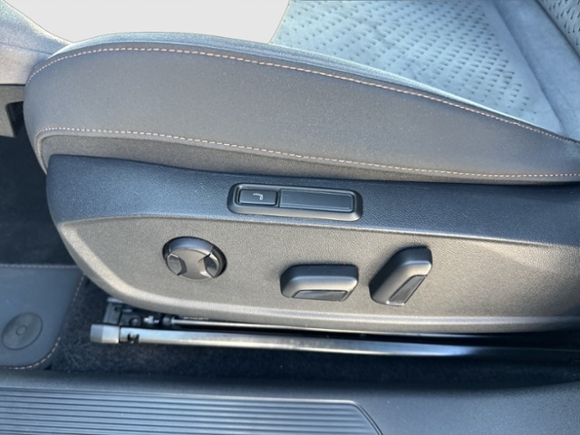 Cupra Born BEATS NAVI REAR VIEW WÄRMEPUMPE ACC SHZ KLIMA LED ALU