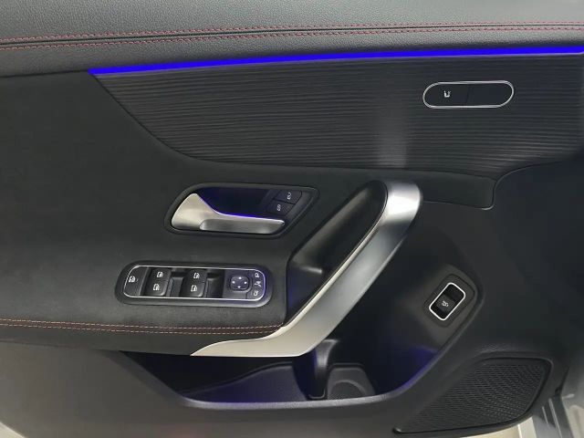 Mercedes-Benz CLA 220 AMG Line CLA 220 d Coupé