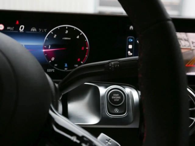 Mercedes-Benz GLB 180 AMG Line GLB 180 d