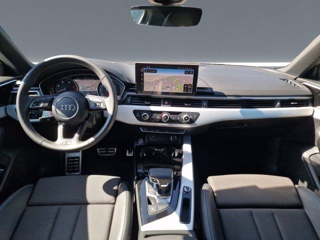 Audi A4 40 TDI Avant S-Line S-Tronic
