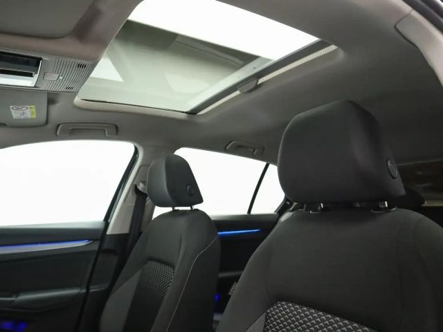 Volkswagen Golf 2.0 TDI DSG Golf VIII IQ.Drive