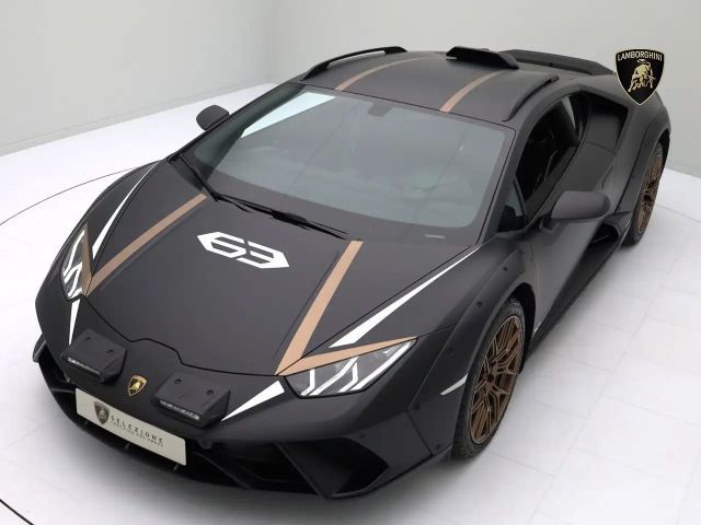 Lamborghini Huracan n Sterrato MY24 I NERO NEMESIS MATT I AD PERSONAM I