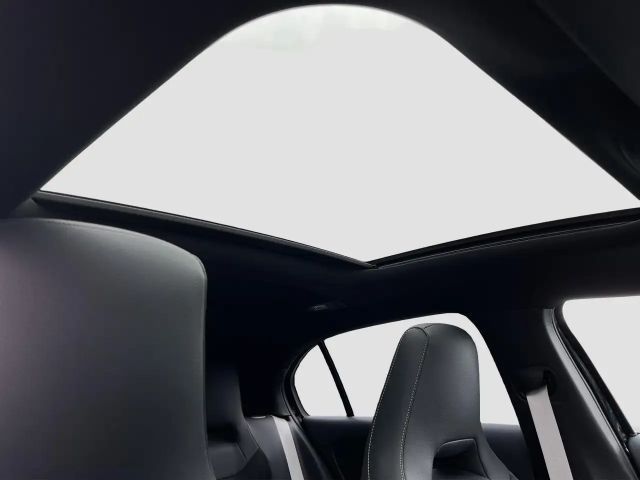 Mercedes-Benz A 200 AMG Line Hatchback