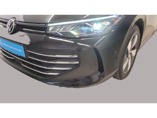 Volkswagen Passat 1.5 eTSI DSG Variant