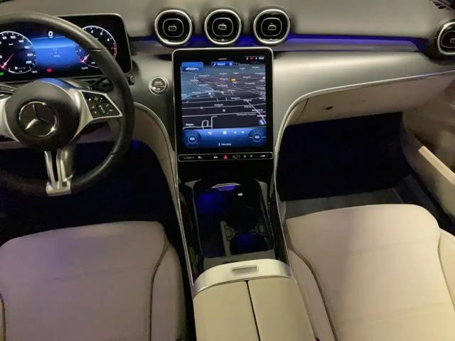 Mercedes-Benz C 180 AVANTGARDE Sedan