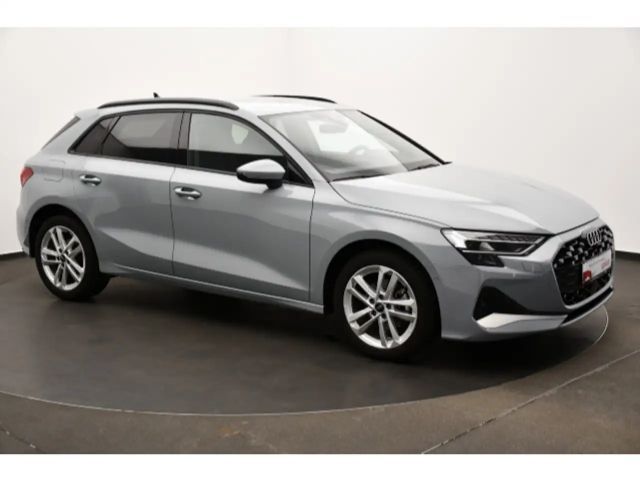 Audi A3 30 TFSI Business Sedan