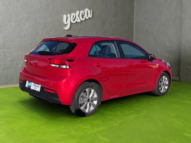 Kia Rio GDi