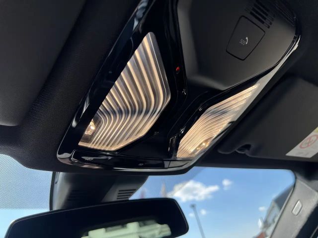 BMW 320 320d M-Sport Touring