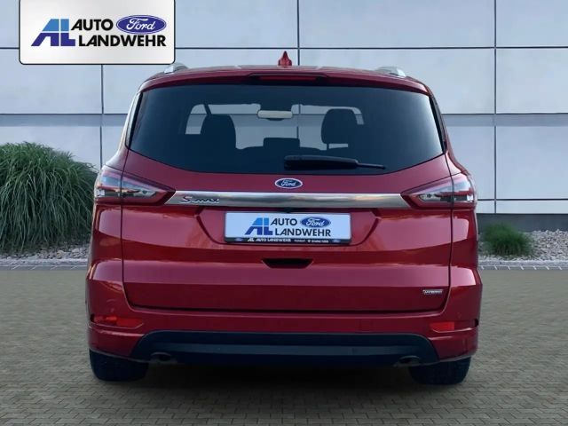 Ford S-Max Titanium