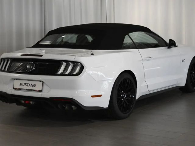 Ford Mustang Convertible GT 5.0 V8