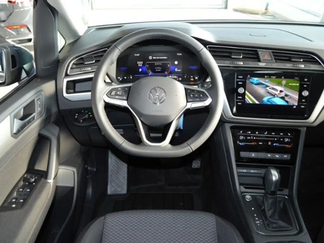 Volkswagen Touran DSG IQ.Drive