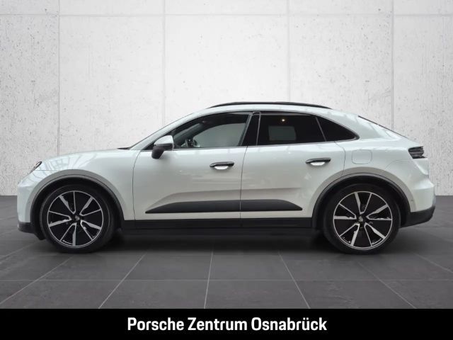 Porsche Macan 4