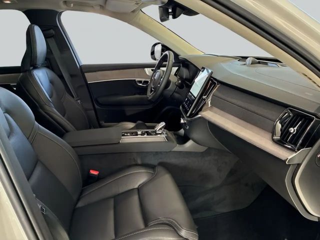 Volvo XC90 AWD Dark Plus T8