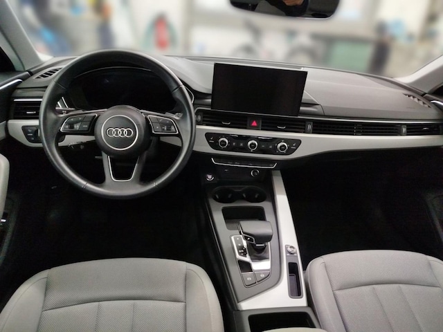 Audi A4 35 TFSI Avant S-Tronic