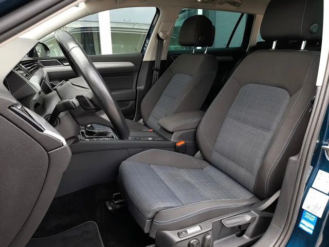 Volkswagen Passat DSG GTE Variant
