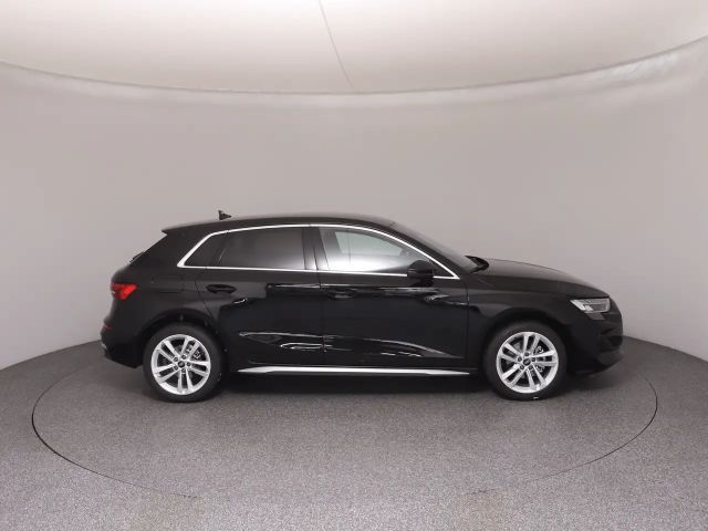 Audi A3 30 TFSI Sedan