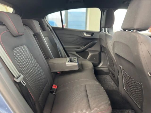Ford Focus Limited ST Line