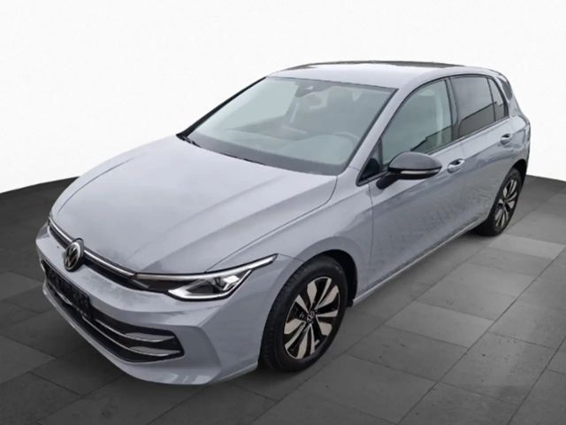 Volkswagen Golf 1.5 eTSI Golf VIII