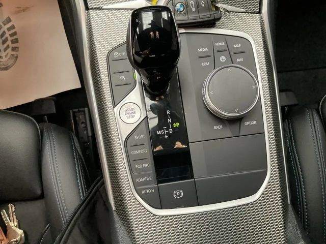 BMW 320 320d M-Sport