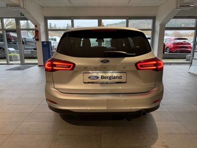 Ford Focus Titanium Wagon