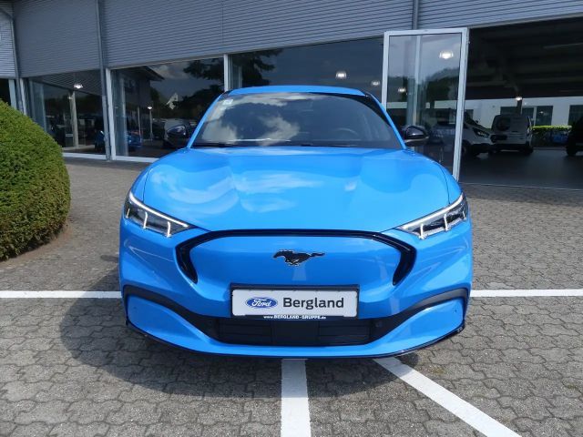 Ford Mustang Mach-E AWD