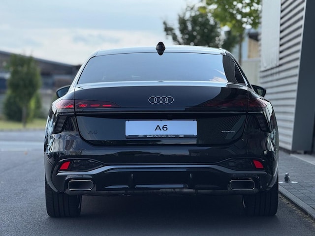 Audi A6 Quattro S-Tronic Sedan