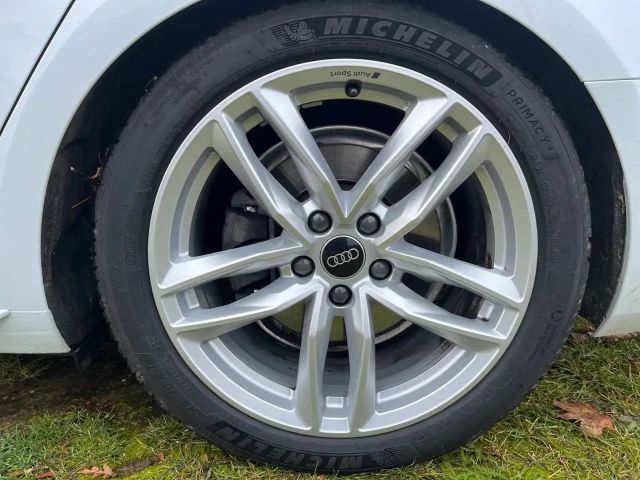 Audi A4 40 TDI Quattro S-Line S-Tronic