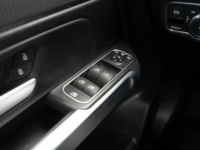 Mercedes-Benz GLB 250 4MATIC