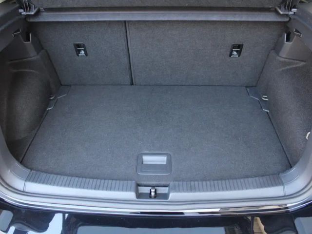 Volkswagen T-Cross 1.0 TSI DSG Style