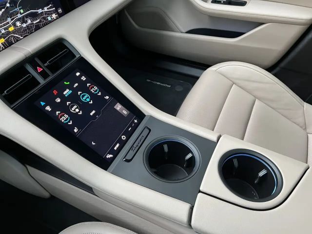 Porsche Taycan Servo+,Privacy,Head-Up,PDLS+