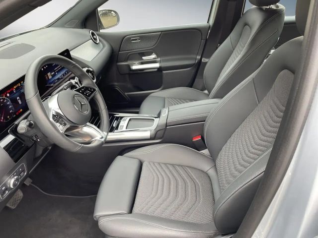 Mercedes-Benz B 180 Progressive