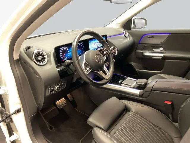 Mercedes-Benz EQA 300