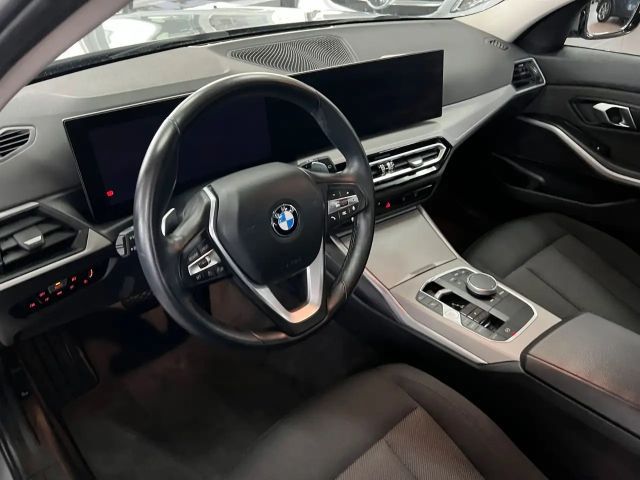BMW 320 320d Touring xDrive