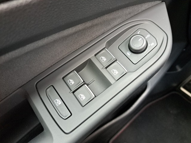 Volkswagen Golf 2.0 TSI DSG GTI