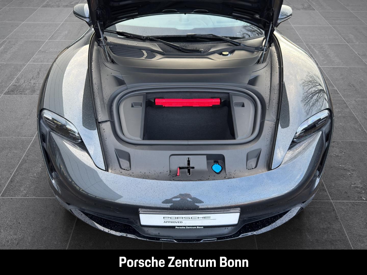 Porsche Taycan 4 Cross Turismo