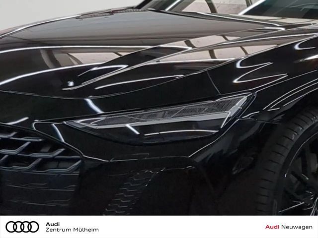 Audi A6 Avant Quattro S-Tronic