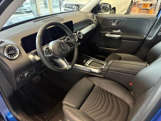 Mercedes-Benz EQB 300 4MATIC Progressive