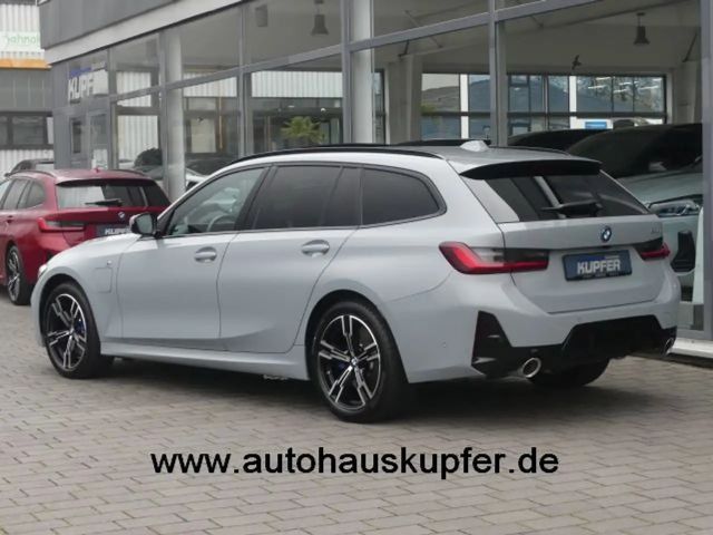 BMW 330 330e M-Sport Touring