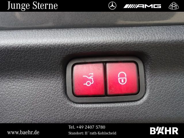 Mercedes-Benz EQE 300 Electric Art Sedan