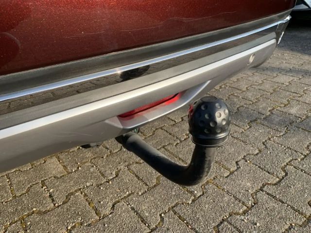 Renault Koleos Blue Initiale Paris