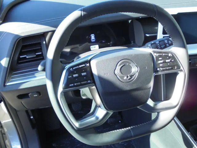 SsangYong Torres 2WD